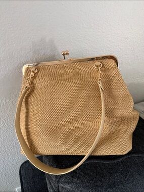 Woven Straw Frame-Top Shoulder Bag in Tan